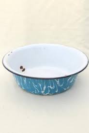 vintage blue swirl enamelware dishpan, big old primitive wash basin bowl, 1930s