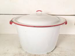 White and Red Trimmed Classic Enamelware Stockpot With ...