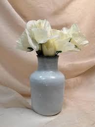 White and Black Glaze Crevices Flower Vase | Minimal Texture ...
