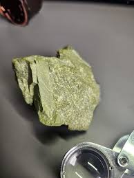 Epidote? : r/whatsthisrock
