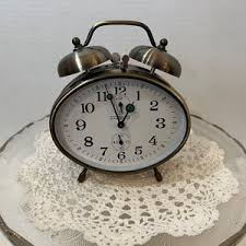 Working Vintage Cosmo Wind up Alarm Clock, Vintage Clocks ...