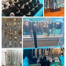 🏡 75% OFF! Full House Estate Sale AND Brookstone Country ...