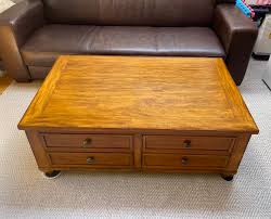 Ethan Allen Solid Wood Coffee Table With Storage