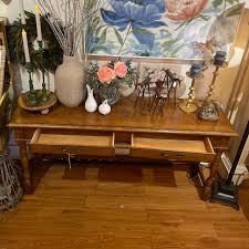 Drexel Sofa/Entry Table - Ocean Springs Mercantile