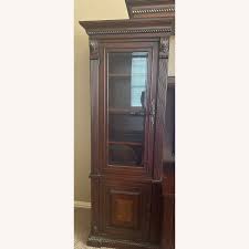 Rooms To Go Entertainment Center - AptDeco