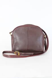 Etienne Aigner Burgundy Leather Shoulder Bag 1980s at 1stDibs | etienne aigner burgundy purse, etienne aigner bag, genuine leather etienne aigner