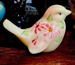 Fenton**BURMESE HAND PAINTED PINK DAISIES BIRD FIGURINE**QVC ...