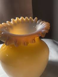 Vintage Apricot Ruffled Glass Vase - Stevens & William | eBay