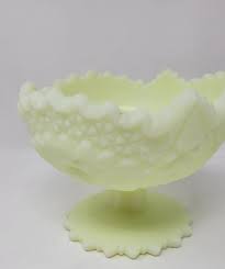 Fenton Custard Yellow Hobnail Pinwheel Pattern Satin ...