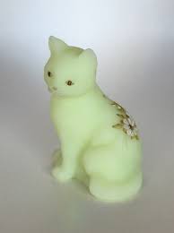 5165 DC Fenton Daisies on Custard Sitting Cat