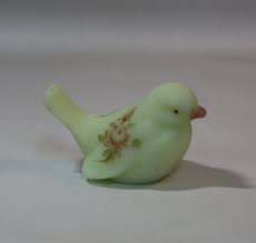 Fenton Glass ~ Roses on Custard Glass Bird ~ Hand Painted ...