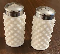 Vintage Fenton Classic Hobnail Salt and Pepper Shakers ~ 3” | eBay Australia