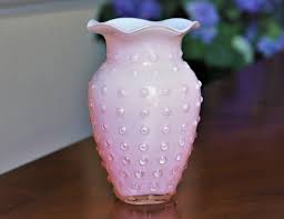 Vintage Fenton Pink Hobnail Vase, Angel Skin Coral Pastel Pink Vase, Light Pink/tea Rose Pink Art Glass Waved Rim Mid-century Fenton Vase - Etsy