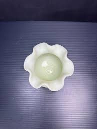 Fenton Rare UV Reactive Custard Satin Hand-painted Ruffled ...