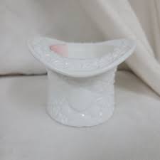 Vintage Indiana Glass White Milk Large Top Hat Vase Daisy & Button 3" Tall | eBay