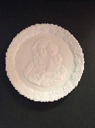 Vintage 1972 Fenton Mother's Day Milk Glass Plate; Madonna ...
