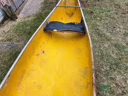 16ft fiberglass canoe - Sheridan Realty & Auction