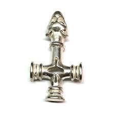 Icelandic Wolf Hammer Silver - Viking Shield