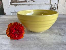 Vintage Pfaltzgraff Pottery Beehive Mixing Bowl - 2 Quart ...