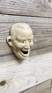 Abridor de botellas Sleepy Joe Old Man, abridor de hierro fundido montado en la pared para bar de cerveza Man Cave - Etsy España