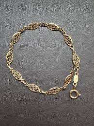 A Vintage 9ct Gold Bracelet - Etsy