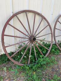 Antique Wagon Wheel, Studebaker Buggy Wheel, Authentic Metal ...