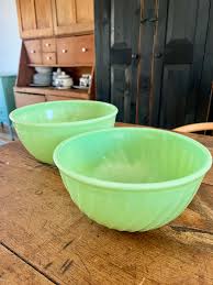 V I N T a G E / Gorgeous Vintage Jadeite Fire King Swirl Stacking Mixing Bowl Set of 2 - Etsy Australia