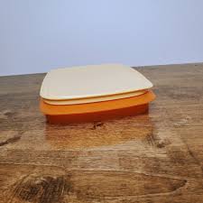 Tupperware # 6820 Snack Bar Keeper Orange Granola Bar Maker ...