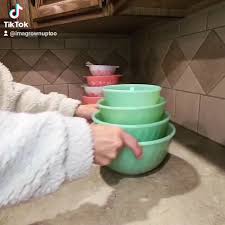 Fire King Swirl Bowl STANDS for complete Set of 5 bowls - 4 ...