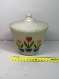 VINTAGE White Milk Glass FIRE KING "TULIPS" Oven Ware Grease ...