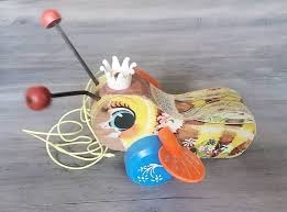 Vintage Fisher-Price Wooden 'Queen Buzzy Bee' No. 444 Pull ...