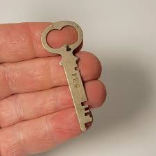 Vtg Eagle Lock Co Terryville Conn Flat Skeleton Key Marked ...