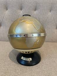 Vintage 1950's Vista World Globe Transistor Radio Gold Silver ...