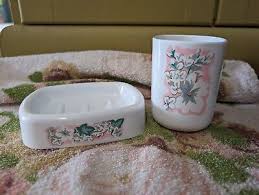 Vintage floral soap dish and tooth brush holder. Plastic ...