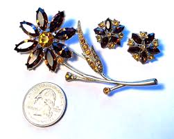 Vintage Rhinestone Flower Brooch/Pin and Clip on Earrings ...