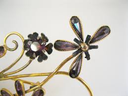 Broche floral vintage GF 12K de dois tons de ouro e strass ...