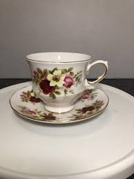 Vintage Queen Anne Bone China Teacup and Saucer Floral Roses Cup - Etsy Israel