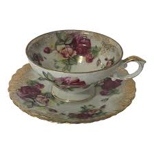 Vintage Royal Sealy Japan Roses & Heavy Gold Filigree Footed Tea Cup & Saucer Set | Chairish