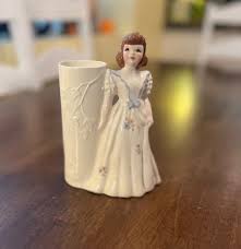 Florence Ceramics ~ Pasadena Dutch Girl Figurine Flower ...
