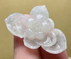 Ice jade with carved lotus | Stone| natural Burmese jade A ...