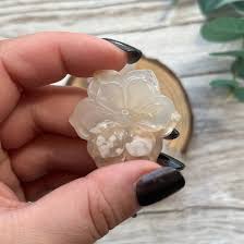 Small Flower Agate Flower – AKindCrystal