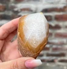 Golden Agate Top Polished Point – Sole Luna