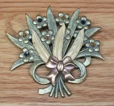 Unbranded Vintage Style Thin Metal Flower Bouquet Collectible Pin / Brooch *READ - Etsy