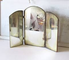 Vintage Trifold Dresser Mirror, Decorative Folding Foxed ...