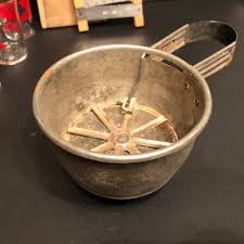 LOT 13M: Red Rooster Juice Glasses, Veggie Slicers & Vintage ...