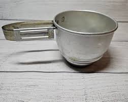 Vintage Handheld 1-cup FOLEY Aluminum Sifter - Pre-owned - 1970s - Etsy
