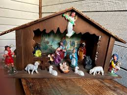 Christmas Nativity Set - Mid Century Plastic Wood 15 Pieces ...