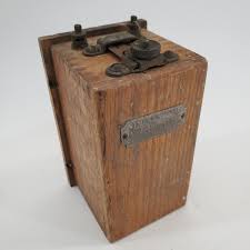 Antique Jefferson Electric Radio Vibrating Coil in Oak ...