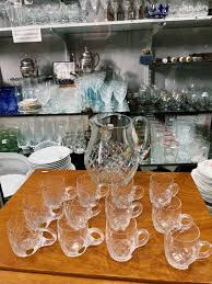 Increible juego de jarra con 12 tazas de cristal súper ...