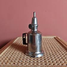 Vintage Oil Lamp, Pigeon Lamp, but of Unknown Brand. Very ...